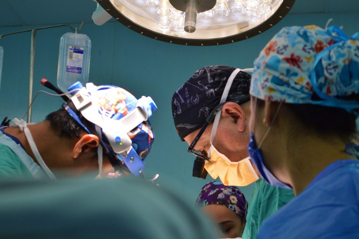 Surgeons - Cutanplast